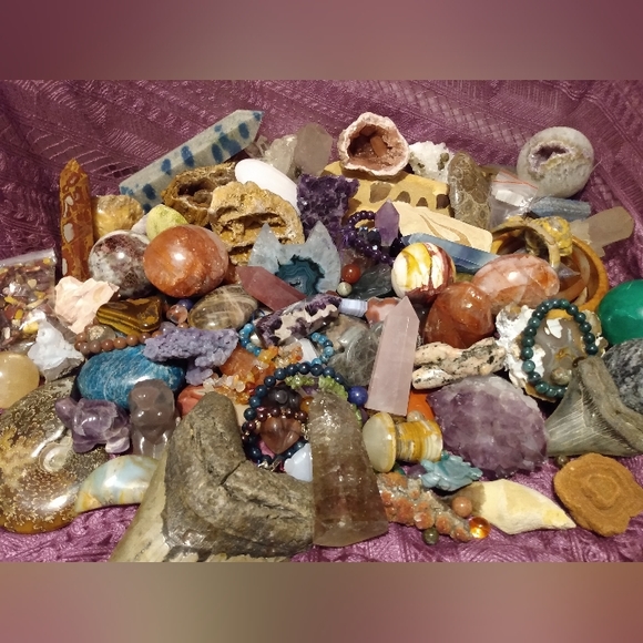 $80 Not so Mystery Box crystals - Picture 2 of 7